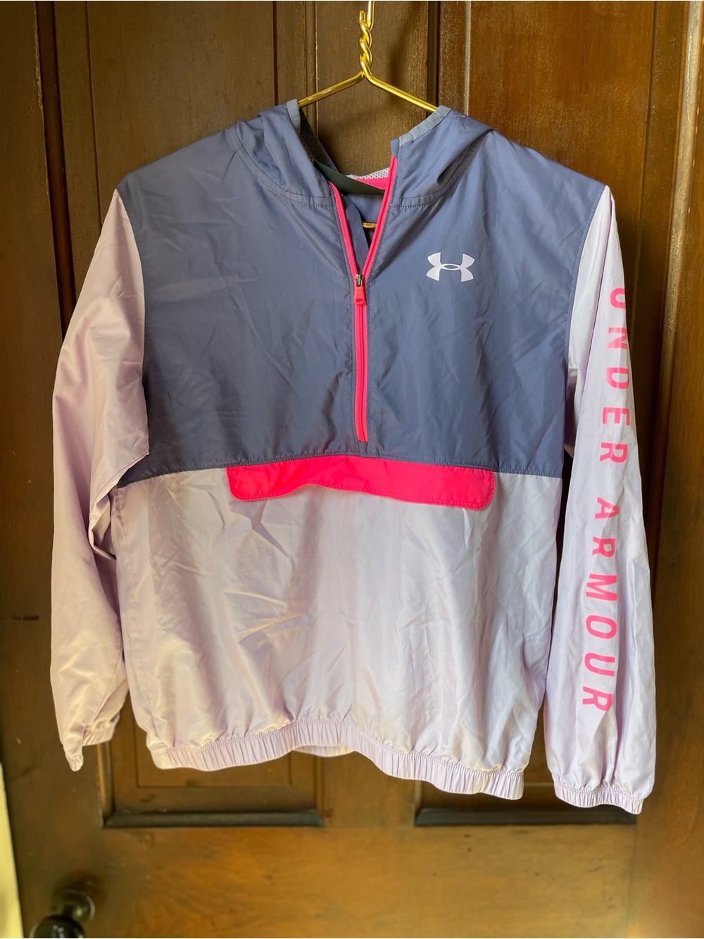 Under Armour girls yorge purple / pink athletic windbreaker pullover